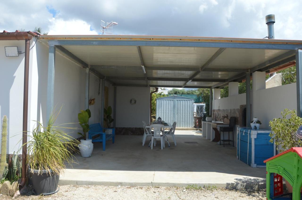 Villa Oasi Menfi Esterno foto