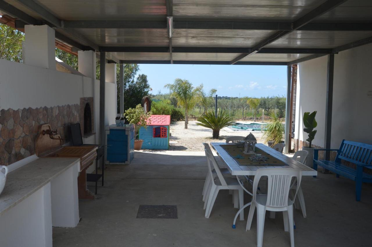 Villa Oasi Menfi Esterno foto