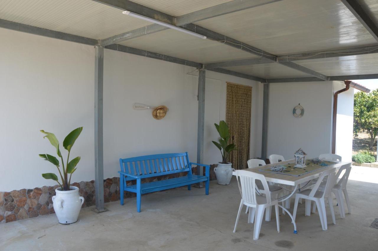 Villa Oasi Menfi Esterno foto